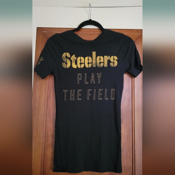 NFL Steelers Pink Victoria Secret Black Tee with Gold Logo - Picture 3 of 4